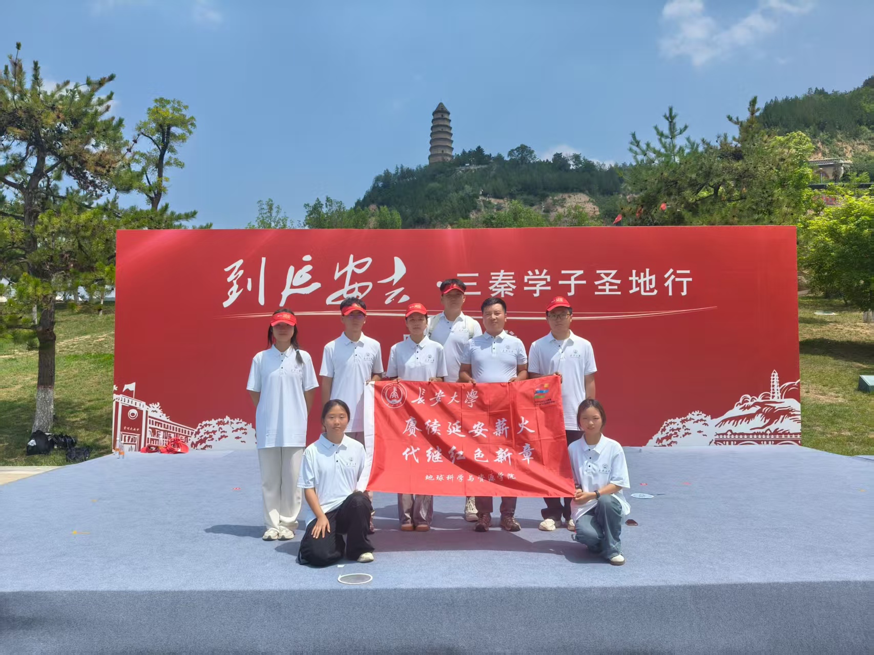 44ffd674ccc71f667203c47bae5d90e.jpg