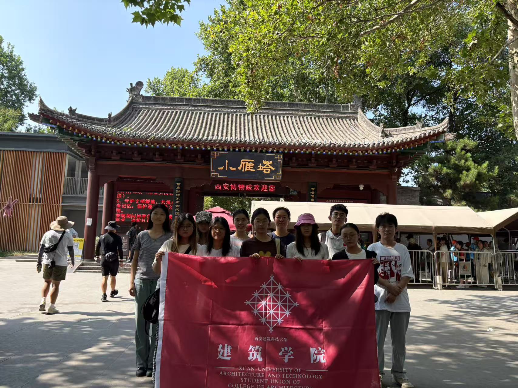 37daaec75f68a76f237f1f97620fea29.jpg
