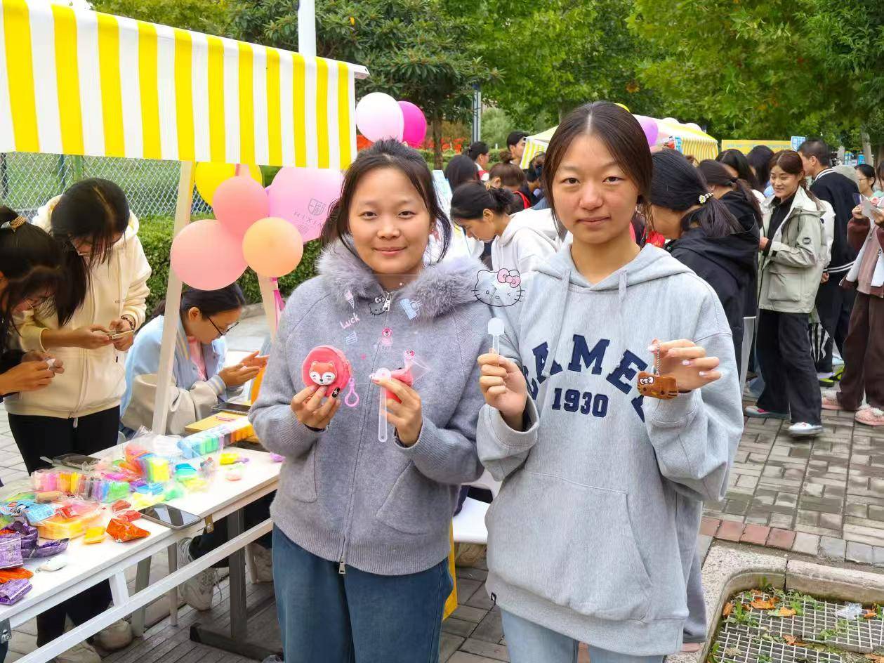 1761230653141418.jpg a30706b16205c583cedd6f481d414ac4.jpg